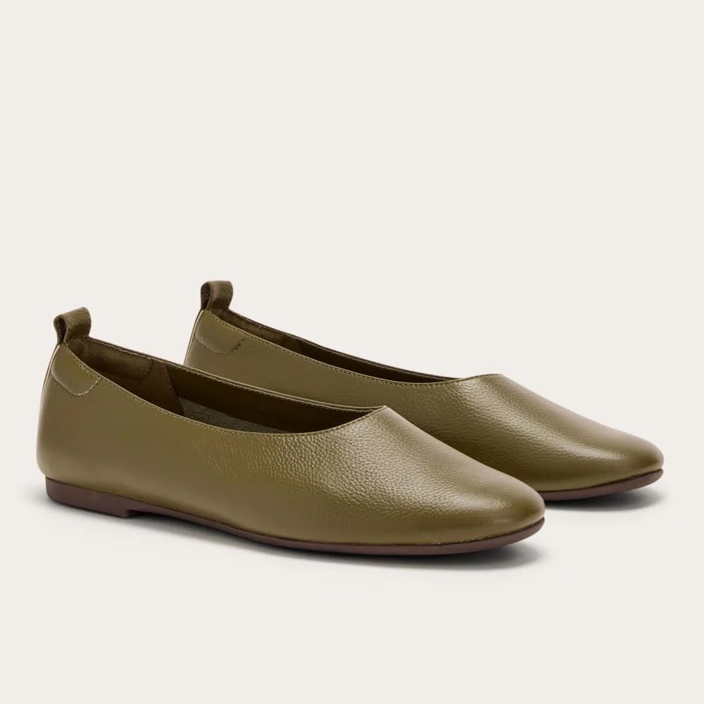 Everlane Day Glove Olive Leather Flats size 9.5